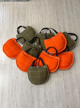 PRIDE bite pad z držalom